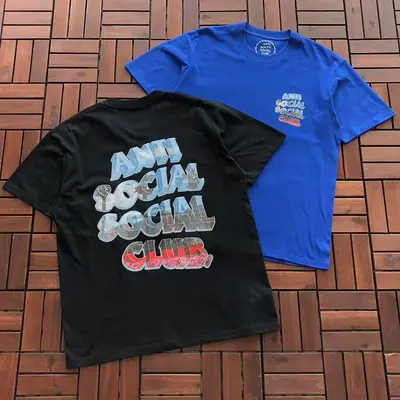 ¥~85 ANTI SOCIAL SOCIAL CLUB T-SHIRT 55041623 (im 185CM 70KG iwear size M in the photo)