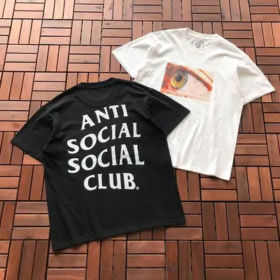 ¥~85 ANTI SOCIAL SOCIAL CLUB T-SHIRT 55041535 (im 180CM 68KG iwear size M in the photo)