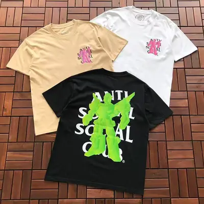 ￥~85 ANTI SOCIAL SOCIAL CLUB T-SHIRT 55041401 (im 185CM 70KG iwear size M in the photo)