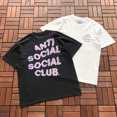 ￥~85 ANTI SOCIAL SOCIAL CLUB T-SHIRT 55041715 (im 180CM 68KG iwear size M in the photo)