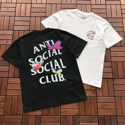 ￥~85 ANTI SOCIAL SOCIAL CLUB T-SHIRT 55041724 (im 185CM 70KG iwear size M in the photo)