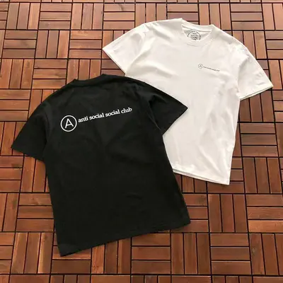 ¥~85 ANTI SOCIAL SOCIAL CLUB T-SHIRT 55041566 (im 185CM 70KG iwear size M in the photo)