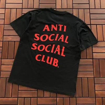 ¥~85 ANTI SOCIAL SOCIAL CLUB T-SHIRT 55041564 (im 185CM 70KG iwear size M in the photo)