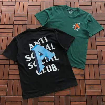 ¥~85 ANTI SOCIAL SOCIAL CLUB T-SHIRT 55041617 (im 185CM 70KG iwear size M in the photo)