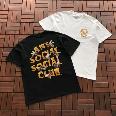 ¥~85 ANTI SOCIAL SOCIAL CLUB T-SHIRT 55041613 (im 185CM 70KG iwear size M in the photo)