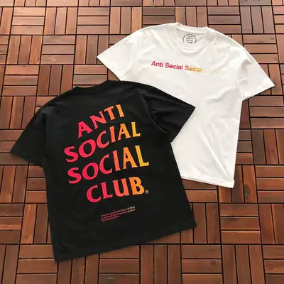¥~85 ANTI SOCIAL SOCIAL CLUB T-SHIRT 55041546 (im 185CM 70KG iwear size M in the photo)