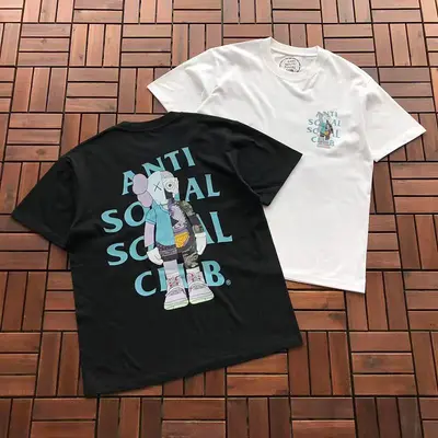 ￥~85 ANTI SOCIAL SOCIAL CLUB T-SHIRT 55041606 (im 185CM 70KG iwear size M in the photo)