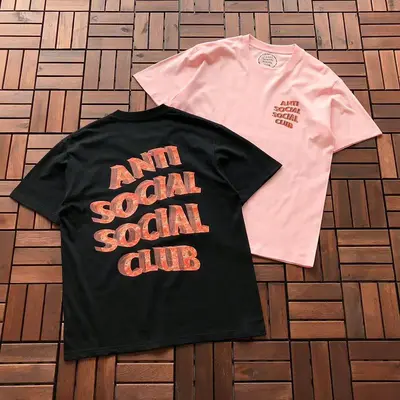 ￥~85 ANTI SOCIAL SOCIAL CLUB T-SHIRT 55041520 (im 185CM 80KG iwear size M in the photo)