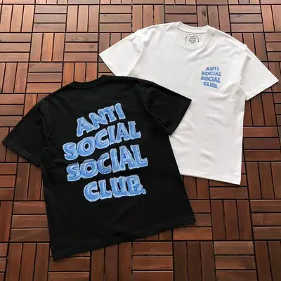￥~85 ANTI SOCIAL SOCIAL CLUB T-SHIRT 55041642 (im 185CM 70KG iwear size M in the photo)
