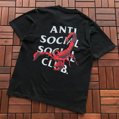 ￥~85 ANTI SOCIAL SOCIAL CLUB T-SHIRT 55041604 (im 185CM 70KG iwear size M in the photo)