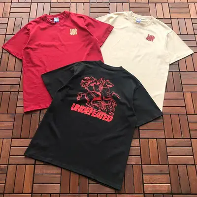 ￥125 UNDEFEATED T-SHIRT 88041504 (im 185CM 80KG iwear size M in the photo)
