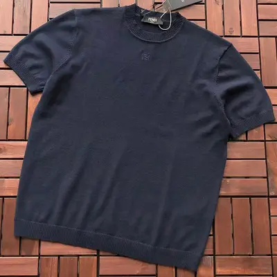 ￥~215 F🔥🔥D🔥 T-SHIRT SWEATER 77041548 (im 185CM 80KG iwear size S in the photo)