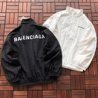 ￥ 185 B🔥L🔥🔥🔥IA🔥A JACKET 88041517 (im 185CM 80KG iwear size 48 in the photo)