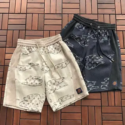 ¥ ~ 235 L🔥SHORTS 55041786 (im 180CM 68KG iwear size L in the photo)
