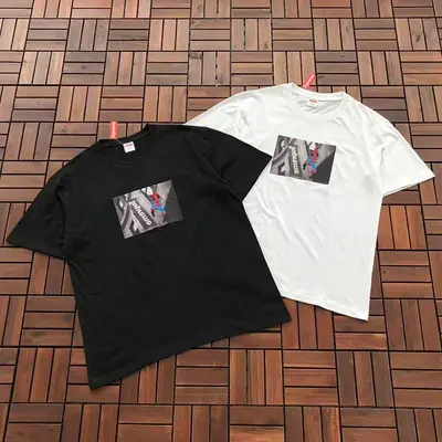 ￥~109 S🔥P🔥E🔥E T-SHIRT 77041613 (im 185CM 70KG iwear size L in the photo)