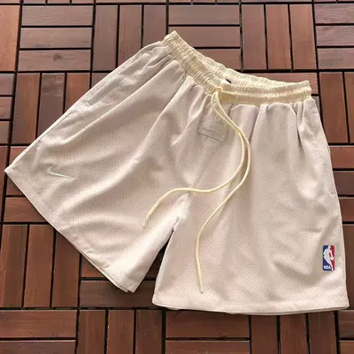 ￥~85 N🔥K🔥& NBA SHORTS 77041637 (im 185CM 70KG iwear size L in the photo)