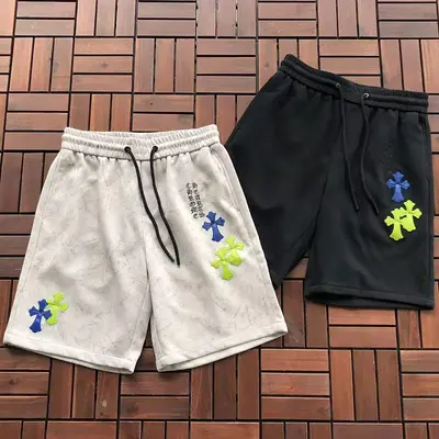 ￥~236 CH🔥OM🔥 HE🔥RTS SHORTS 55041784 (im 180CM 68KG iwear size L in the photo)