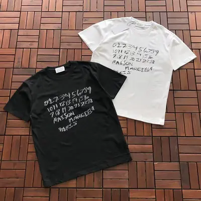 ￥~125 M🔥IS🔥N M🔥R🔥IE🔥A T-SHIRT 55041871 (im 185CM 70KG iwear size M in the photo)