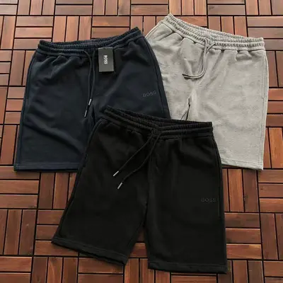￥~129 H🔥G🔥 B🔥🔥S SHORTS 66041756 (im 185CM 70KG iwear size L in the photo)