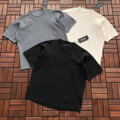 ￥115 GOLDWIN T-SHIRT 88041703 (im 185CM 80KG iwear size 1 in the photo)