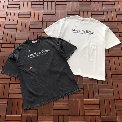 BLACK ¥~95 WHITE ¥~85 MA🔥TI🔥E R🔥🔥E T-SHIRT 77041922 (im 176CM 58KG iwear size M in the photo)