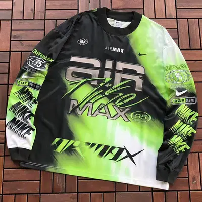 ￥179 N🔥K🔥LONG-SLEEVE 88041907 (im 185CM 80KG iwear size M in the photo)