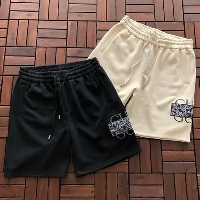 ￥~175 G🔥C🔥I SHORTS 66042056 (im 176CM 58KG iwear size M in the photo)