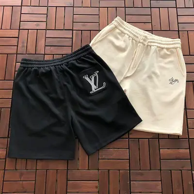 ￥~175 L🔥SHORTS 66042064 (im 176CM 58KG iwear size L in the photo)
