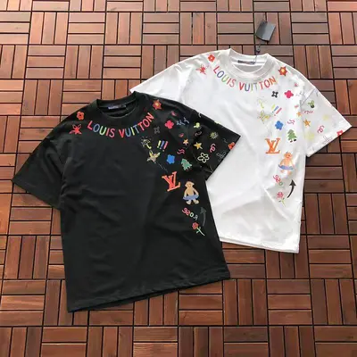 ¥~175 L🔥T-SHIRT 66042026 (im 176CM 58KG iwear size S in the photo)