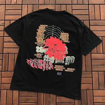 ¥~79 TRAVIS SCOTT T-SHIRT 77042095 (im 185CM 80KG iwear size M in the photo)