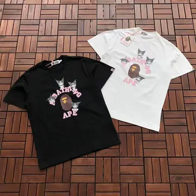 ￥~109 BAPE & SANRIO T-SHIRT 55042179 (im 176CM 58KG iwear size M in the photo)