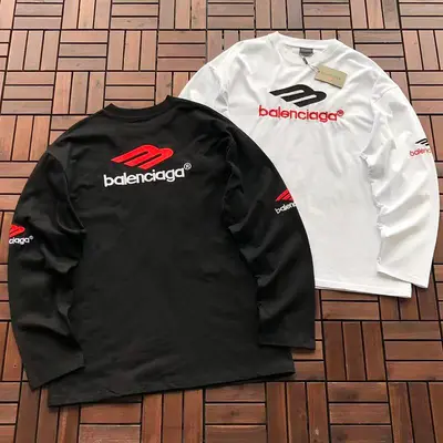 ￥~115 B🔥L🔥🔥🔥IA🔥A LONG-SLEEVE 77041991 (im 185CM 80KG iwear size M in the photo)