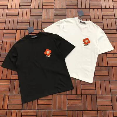 ￥~135 L🔥T-SHIRT 66042232 (im 176CM 58KG iwear size S in the photo)