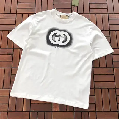 ￥~135 G🔥C🔥I T-SHIRT 66042255 (im 176CM 58KG iwear size S in the photo)