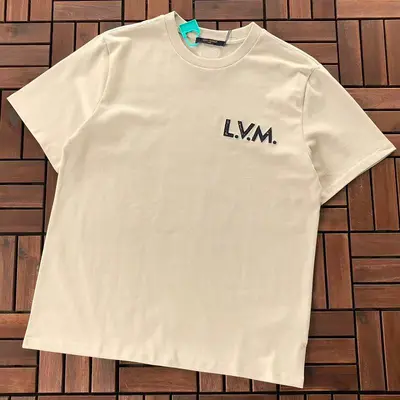 ￥~125 L🔥T-SHIRT 77042243 (im 185CM 80KG iwear size XS in the photo)