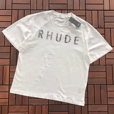 ￥~85 R🔥U🔥E T-SHIRT 77042237 (im 185CM 80KG iwear size M in the photo)