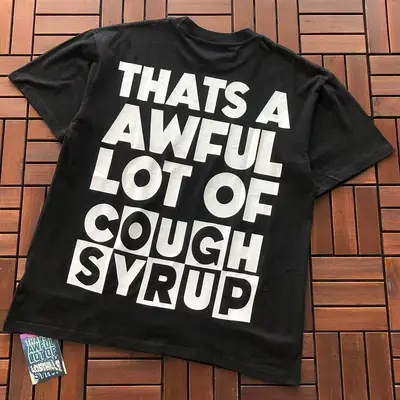 ￥~79 TH🔥T'S A AW🔥UL L🔥T OF C.. T-SHIRT 77042236 ( im 185CM 80KG iwear size M in the photo)