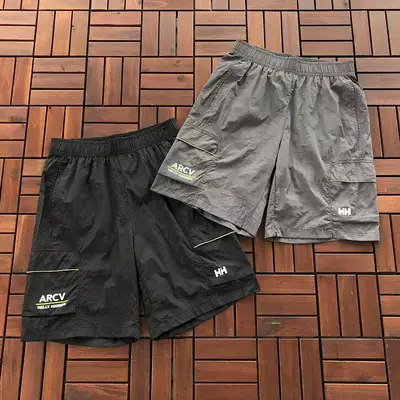 ¥~115 HELLY HANSEN SHORTS 66042289 (im 176CM 58KG iwear size M in the photo)