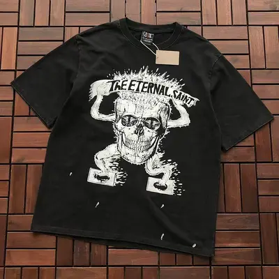 ￥~95 SAINT MICHAEL T-SHIRT 77042336 (im 176CM 58KG iwear size M in the photo)
