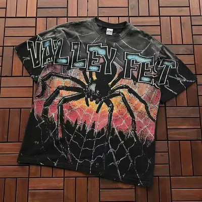 ￥~89 VA🔥L🔥Y T-SHIRT 77042323 (im 176CM 58KG iwear size M in the photo)