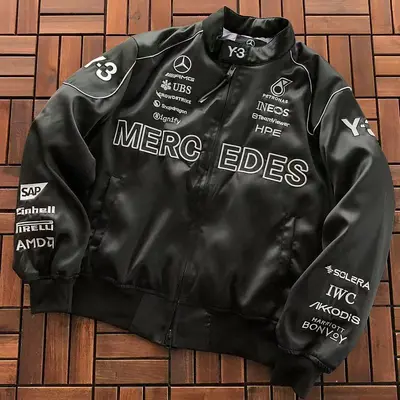 ¥399 Y🔥& MERCEDES-AMG JACKET 88042418 (im 176CM 58KG iwear size M in the photo)