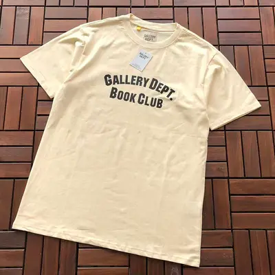 ￥~85 GALLERY DEPT T-SHIRT 77042650 (im 176CM 58KG iwear size M in the photo)