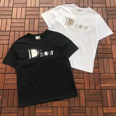 ￥~115 D🔥O🔥 T-SHIRT 77042609 (im 176CM 58KG iwear size S in the photo)