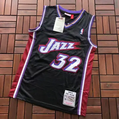 ￥79 NBA BASKETBALL 88042628 (im 176CM 58KG iwear size M in the photo)