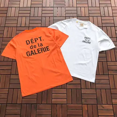 ￥~85 GALLERY DEPT T-SHIRT 77042603 (im 176CM 58KG iwear size M in the photo)