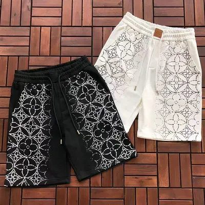 ￥~135 L🔥SHORTS 55042620 (im 185CM 80KG iwear size S in the photo)