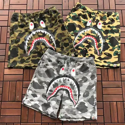 ¥~139 BAPE SHORTS 55042736 (im 185CM 80KG iwear size M in the photo)