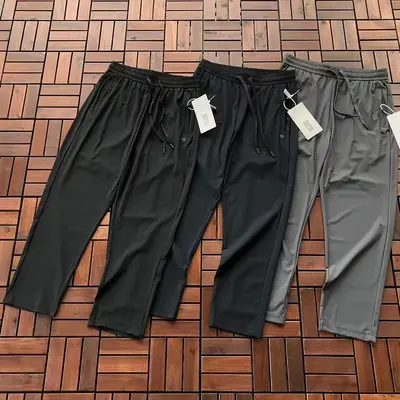￥~85 L🔥🔥UL🔥M🔥N TROUSERS 66042711 (im 185CM 80KG iwear size L in the photo)