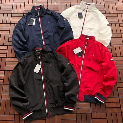 ￥~185 T 🔥🔥🔥 H🔥🔥🔥R JACKET 55042715 (im 185CM 80KG iwear size L in the photo)