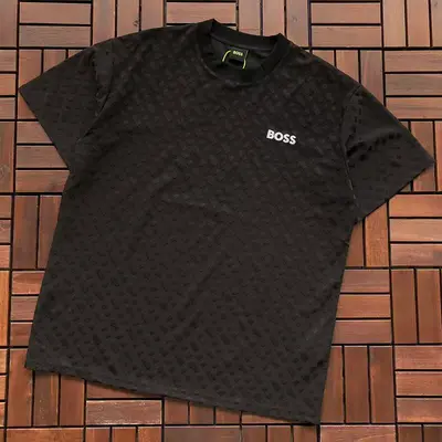 ￥~99 H🔥G🔥 B🔥🔥S T-SHIRT 55042710 (im 185CM 80KG iwear size 2XL in the photo)